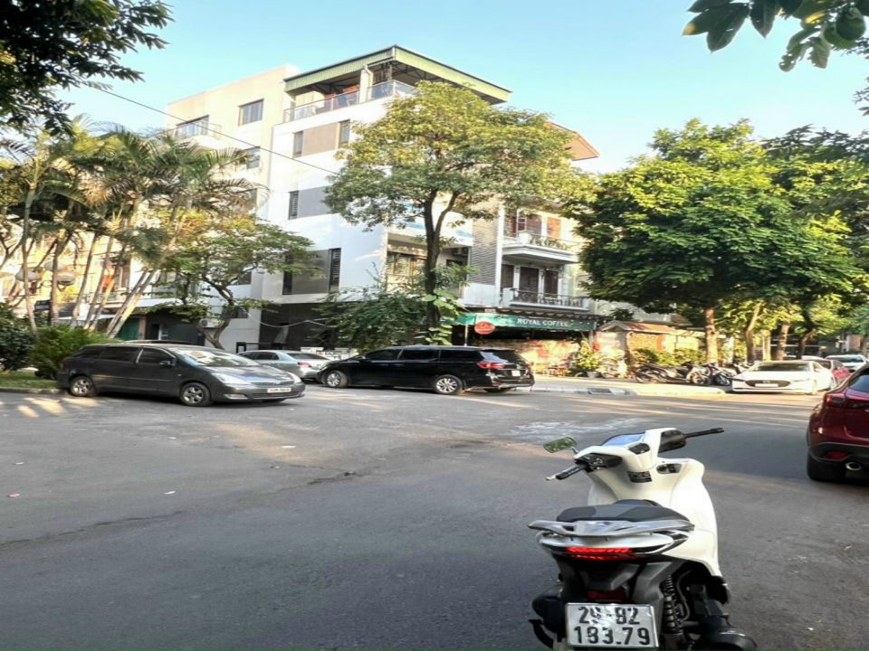 bán liền kề