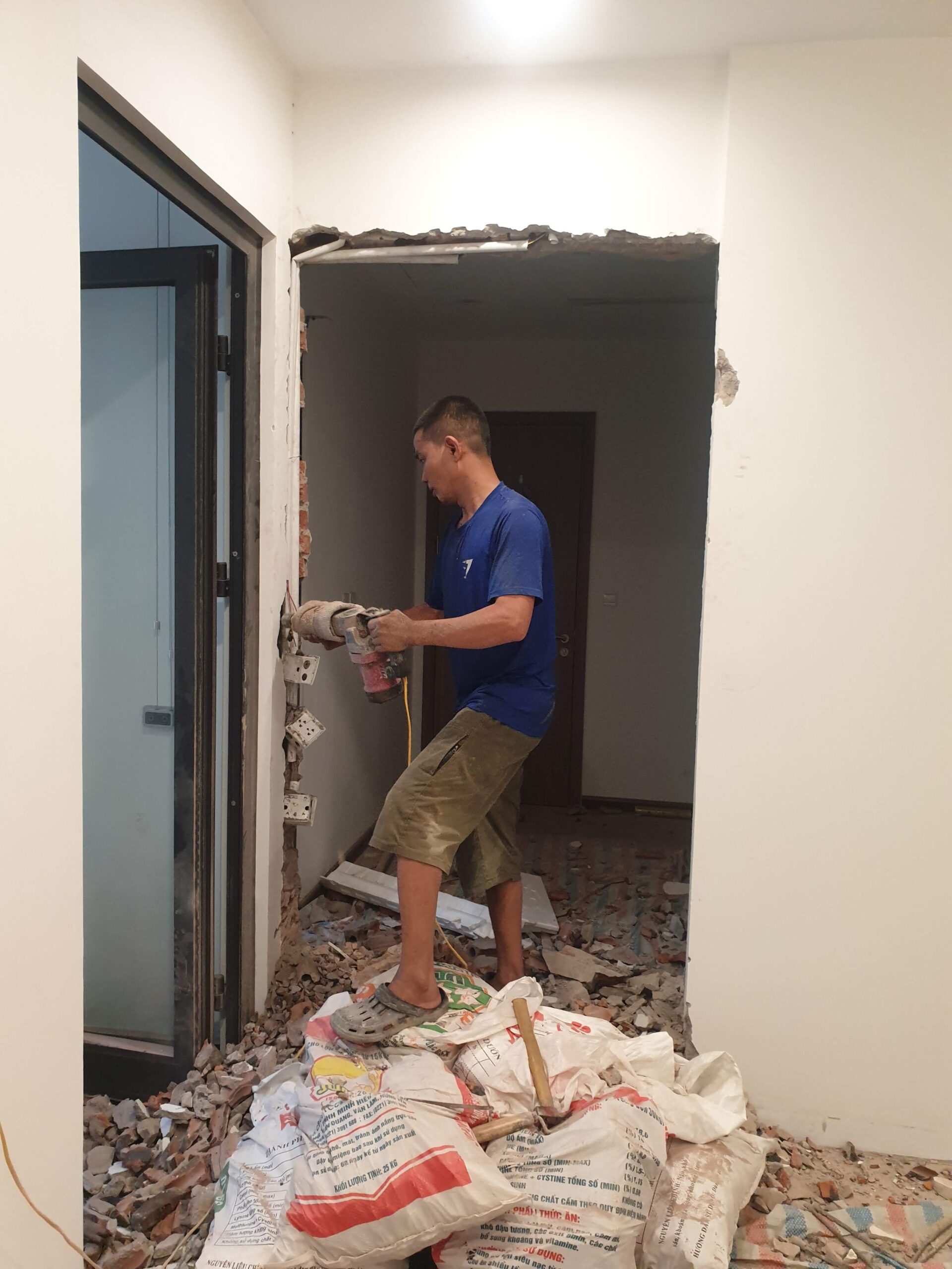 thẩm mỹ, an toàn, chi phí hợp lý, nhanh chóng.