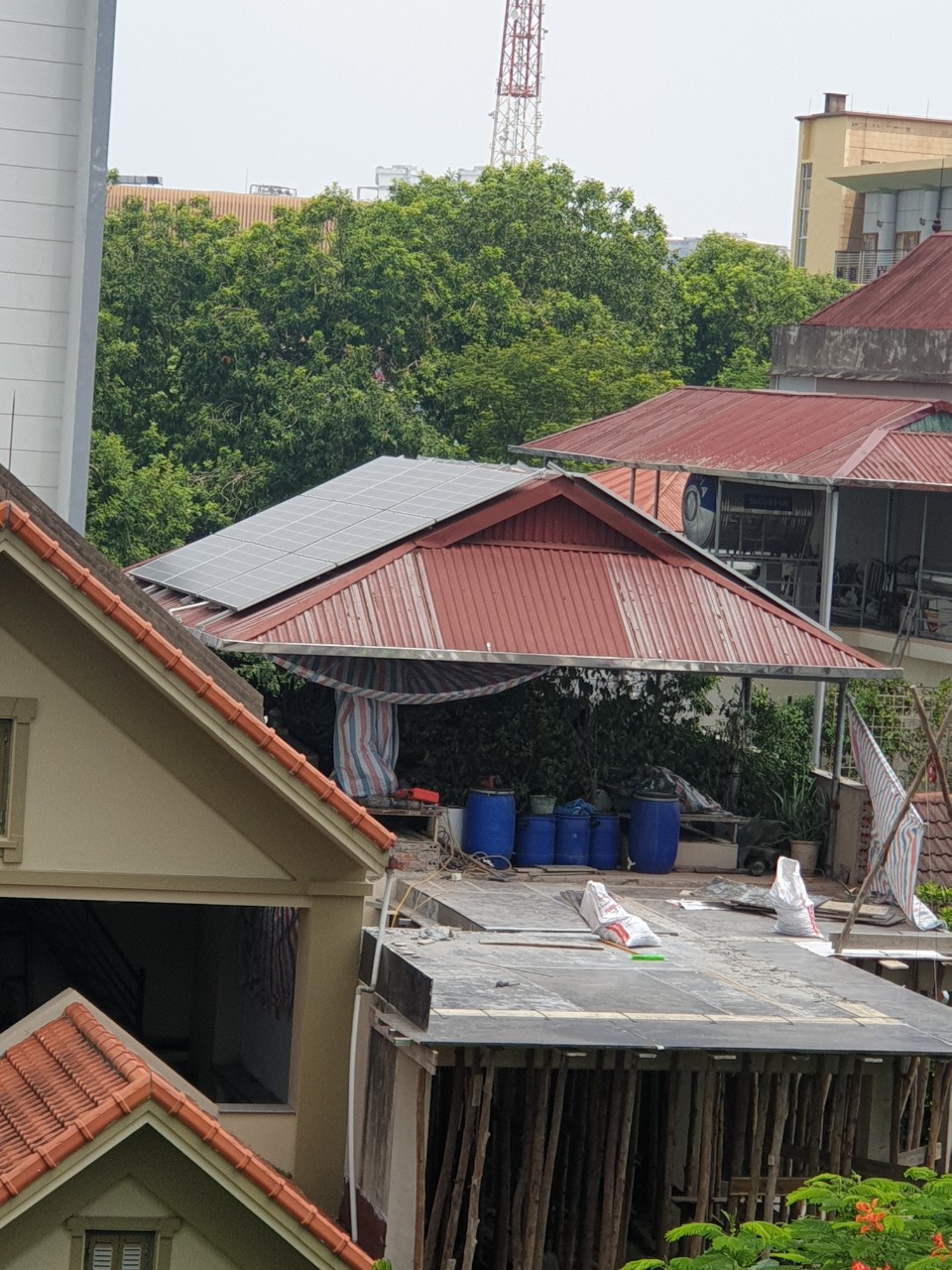 chi phí hợp lý, thiết kế đẹp, nâng tầm không gian sống.