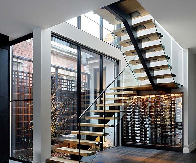 Lan can kính đẹp nhất tại Hà Nội