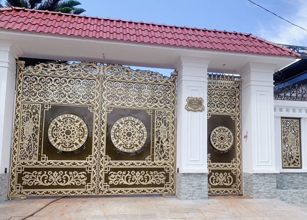 Cổng sắt mỹ nghệ đẹp tại Hà Nội 