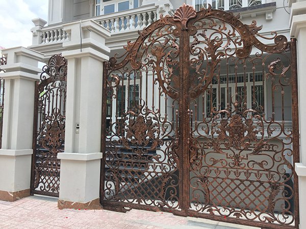 Sửa chữa cửa sắt tại nhà tại Hà Nội