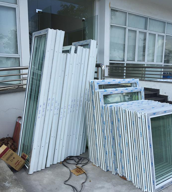 cửa nhựa lõi thép vân gỗ tại hà nội