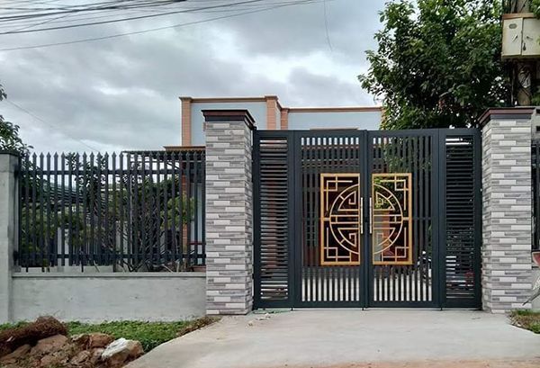 thợ làm cửa sắt tại Hà Nội, hàn cửa sắt, thợ sơn cửa sắt