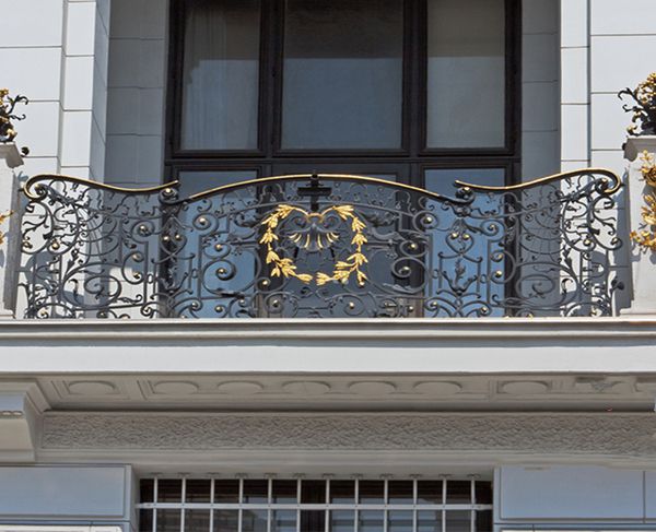 lan can thép mỹ thuật đẹp tại Hà Nội