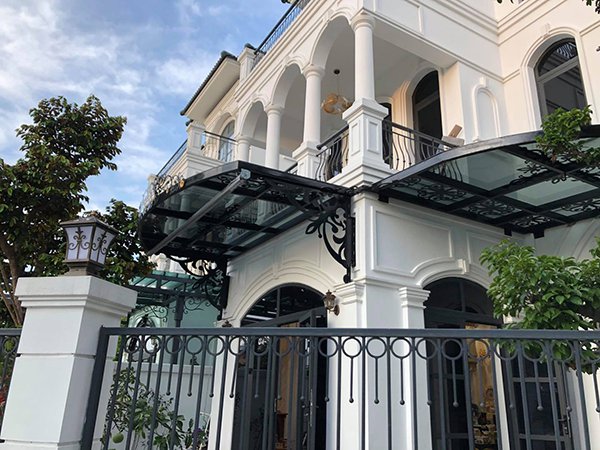 Mái hiên ban công ngoài trời đẹp Hà Nội
