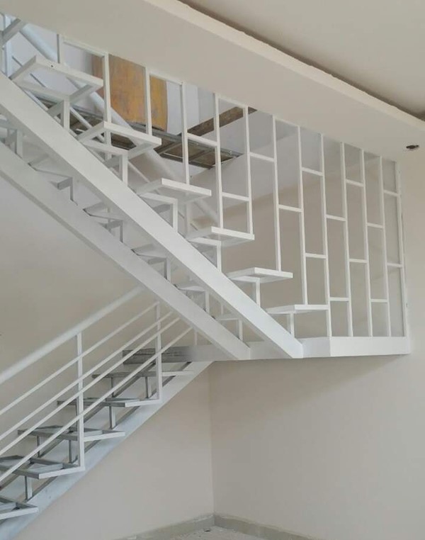 Lắp đặt lan can sắt, lan can thép hộp đẹp Hà Nội