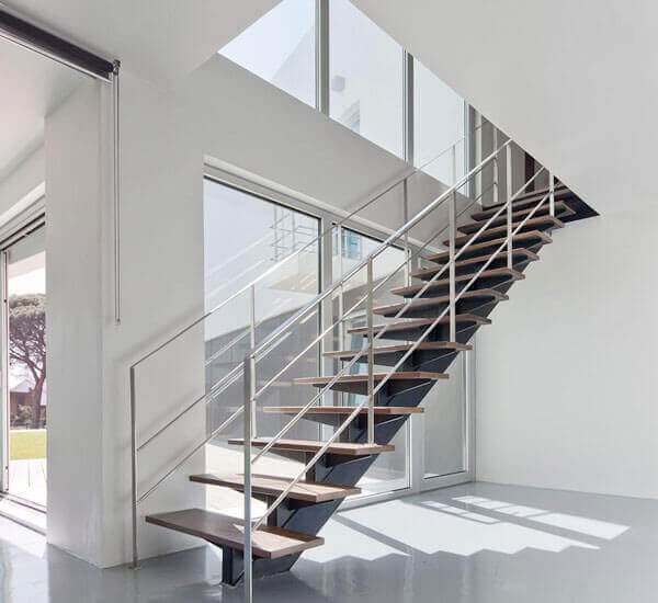 Lắp đặt lan can sắt, lan can thép hộp đẹp Hà Nội