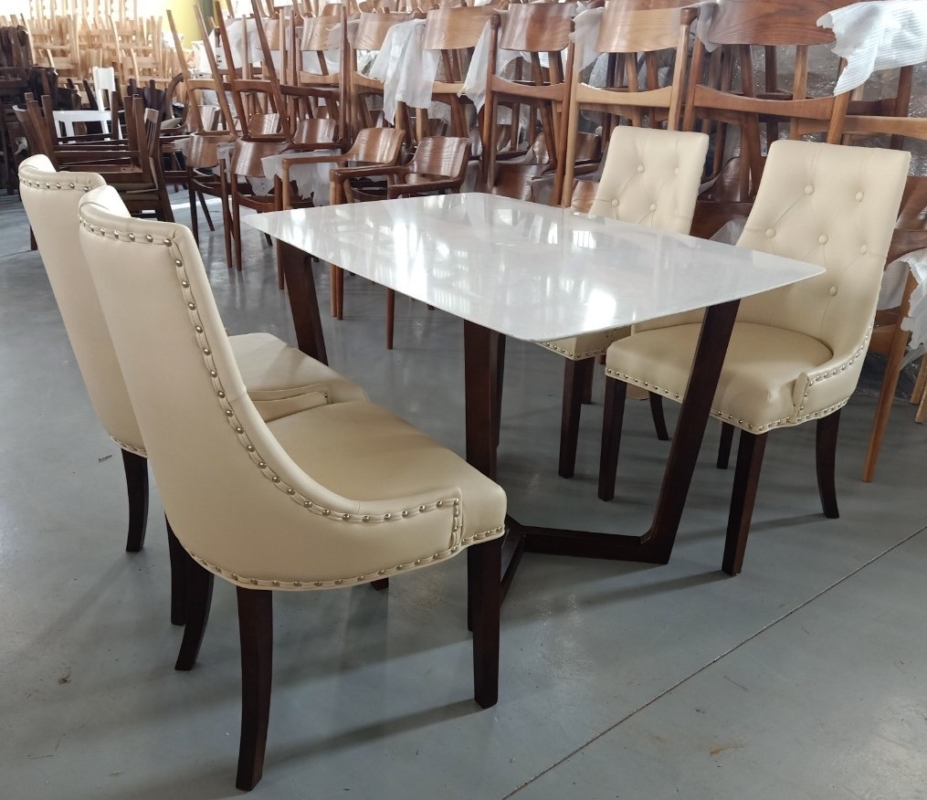 bọc ghế ăn tại nhà hà nội