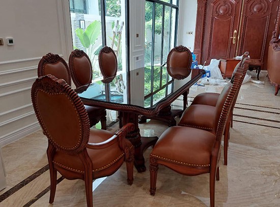 bọc ghế bàn ăn