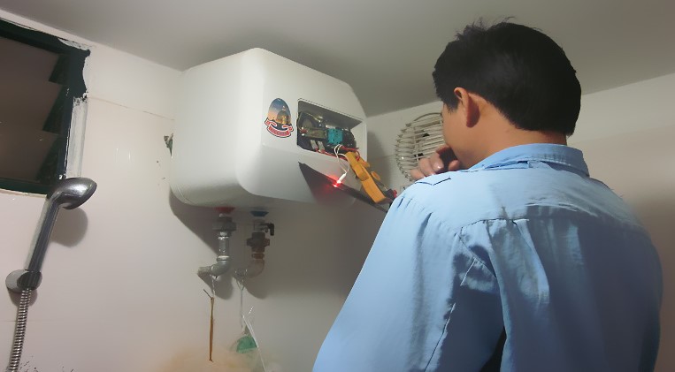 Thợ sửa chữa điện nước Lạc Long Quân ở tại Hà Nội