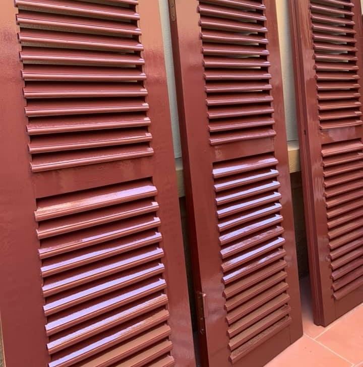 Thợ sơn cửa gỗ màu cánh gián uy tín, hướng dẫn cách sơn cửa gỗ ngoài trời bền đẹp