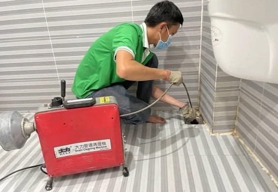 Giá dịch vụ thông tắc cống tại Ngọc Lâm