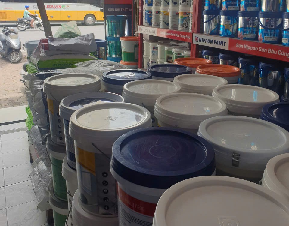 chọn sơn bền màu