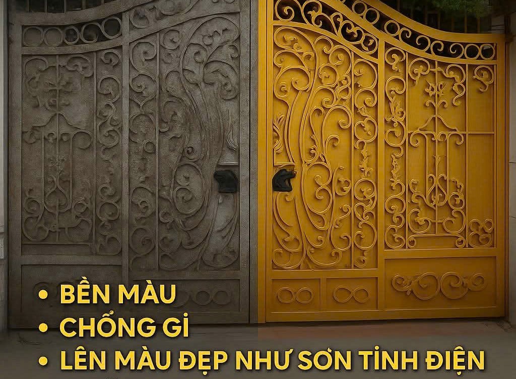 Giá cửa sắt giả gỗ 4 cánh đẹp tại Hà Nội