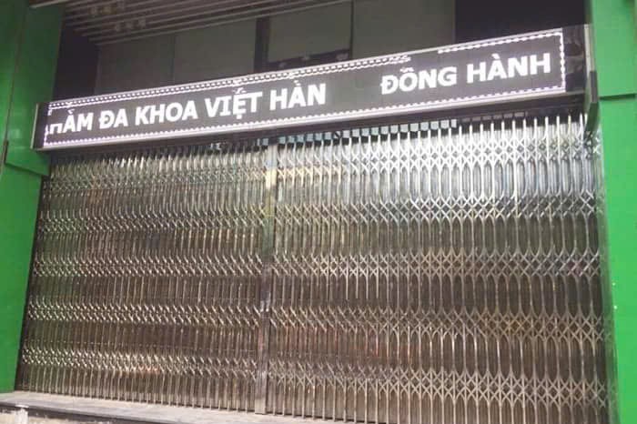cửa sắt xếp trượt treo ở tại Hà Nội 